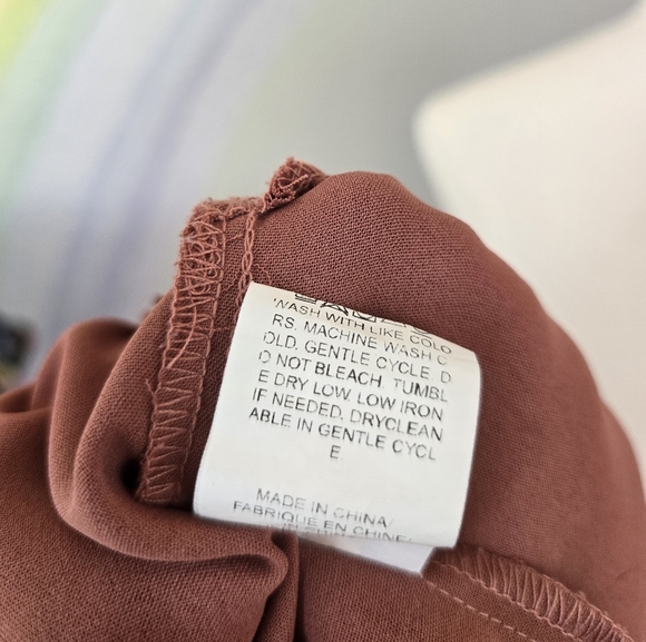 Shein | XXL | Rust Colored Bell Sleeve Smock Top - Picture 6 of 7